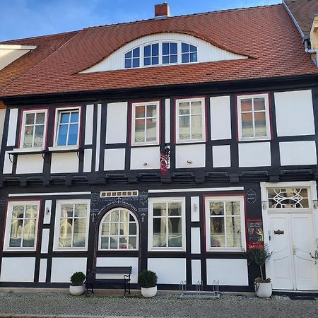 Ferienwohnung Am Rathaus Tangermünde エクステリア 写真